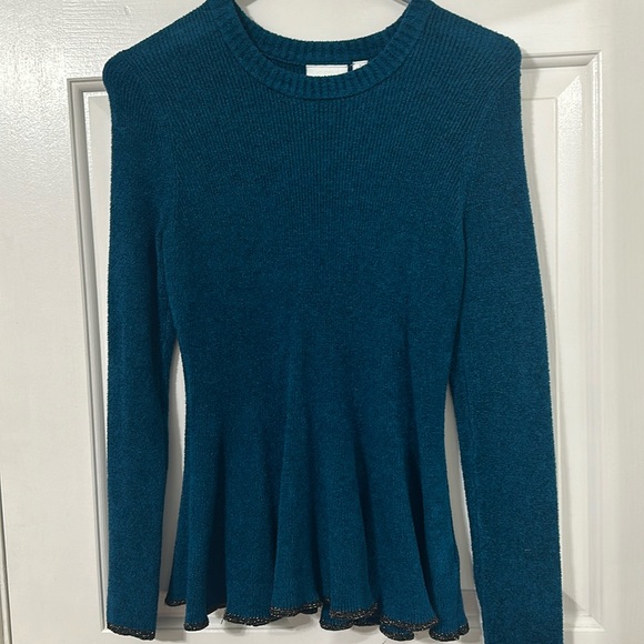 Anthropologie teal long sleeved sweater with ruffled hem. - Picture 1 of 9